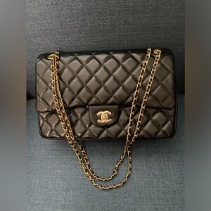 Black Quilted Fashion Flap Large Bag with Gold Tone Hardware Crossbody Bag